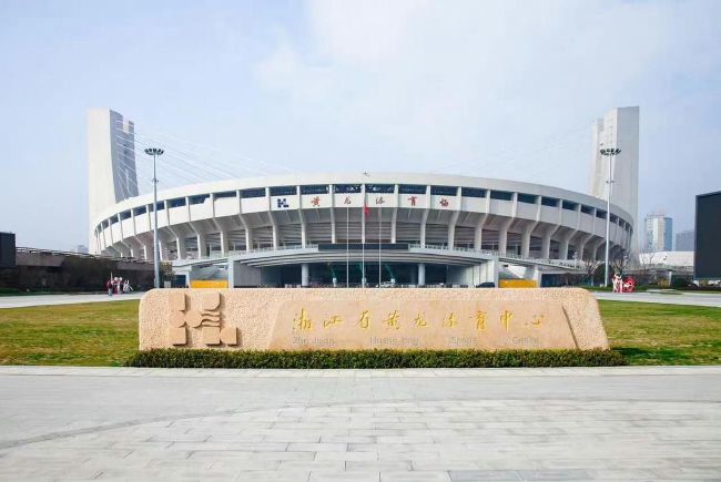 吴梦梦到粉丝家里实战吃鸡在线观看